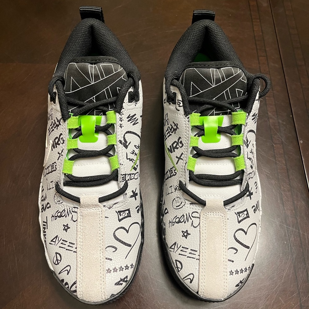 New Nike Air Sesh All Over Print Sneaker Shoes Size US 7 M / 8.5 W - Picture 5 of 12